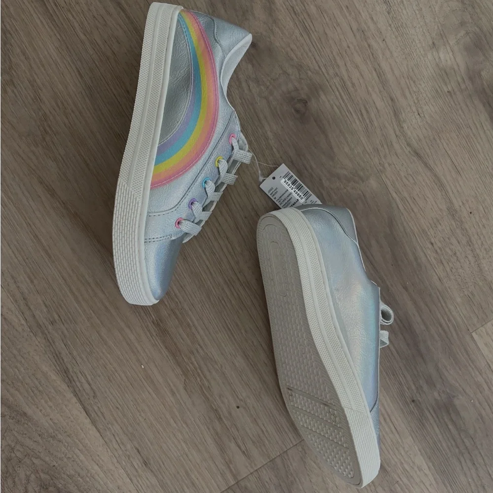 - Child’s Place Rainbow shoes silver size 5